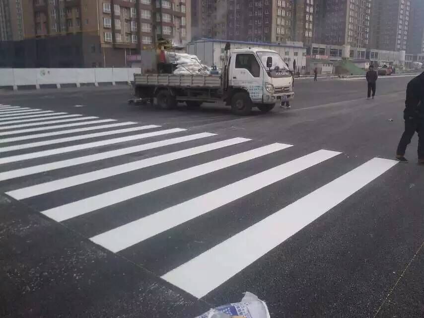 陜西標(biāo)線施工